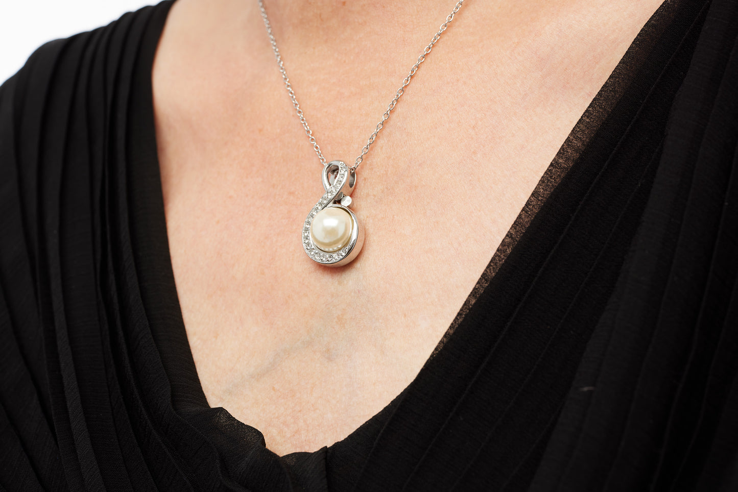 Magnet - Anhänger + Kette mit Perle D-0500