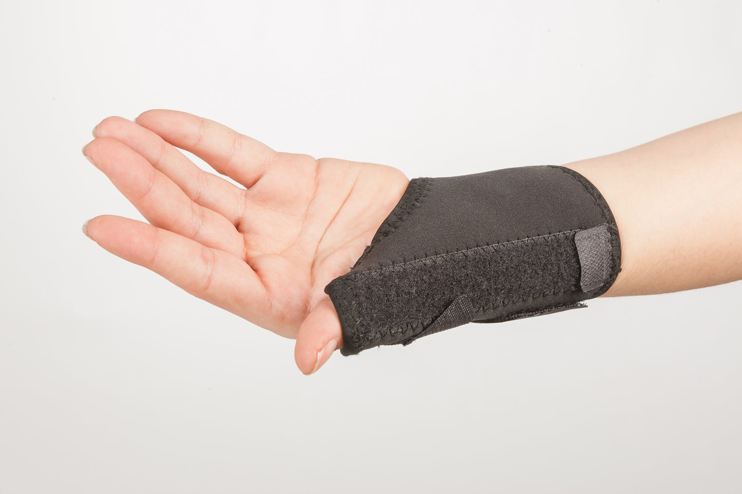 Daumenbandage mit Magnet -Turmalin B-12