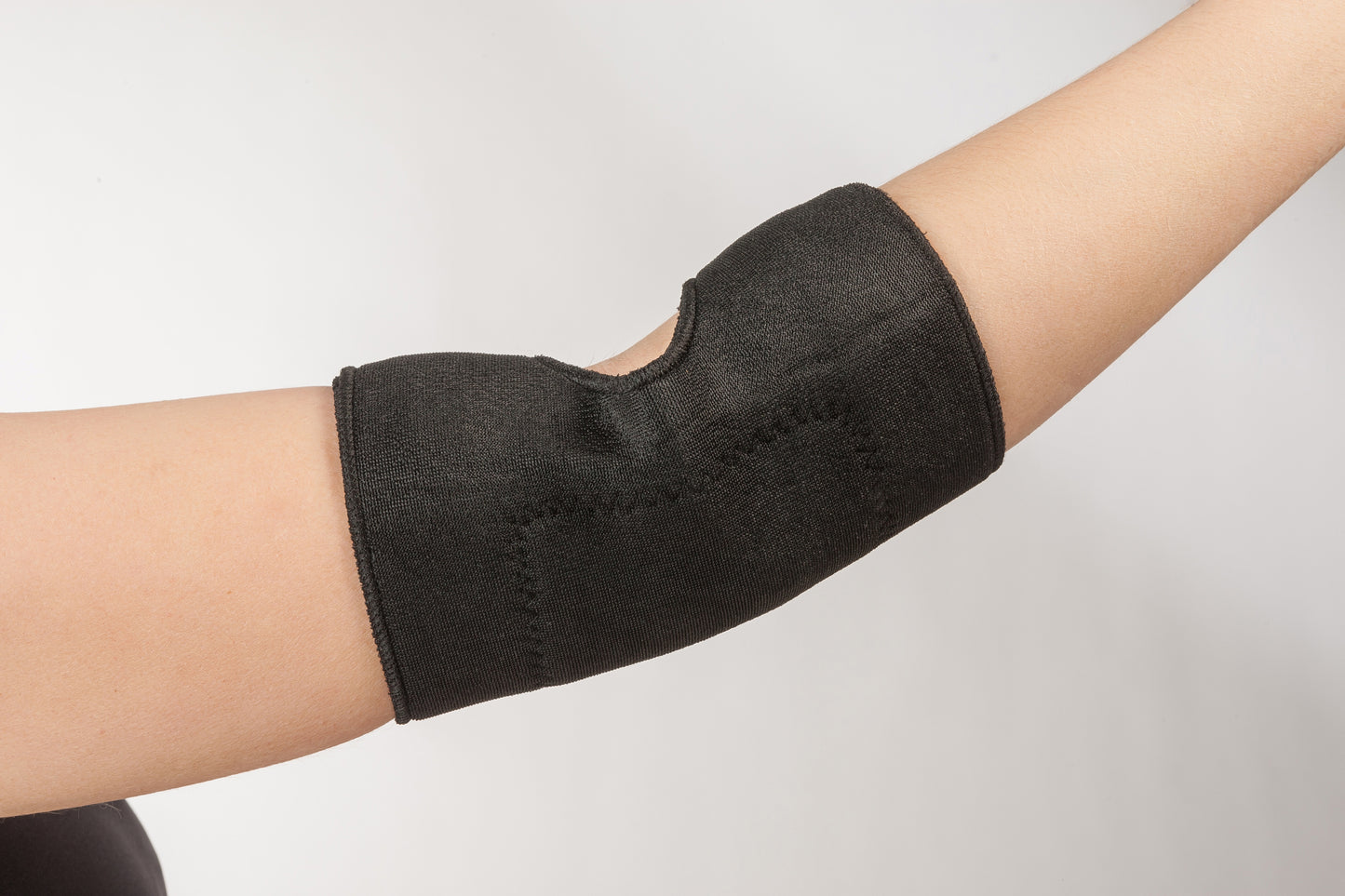 Ellbogenbandage schwarz mit Magnet - Turmalin B-05