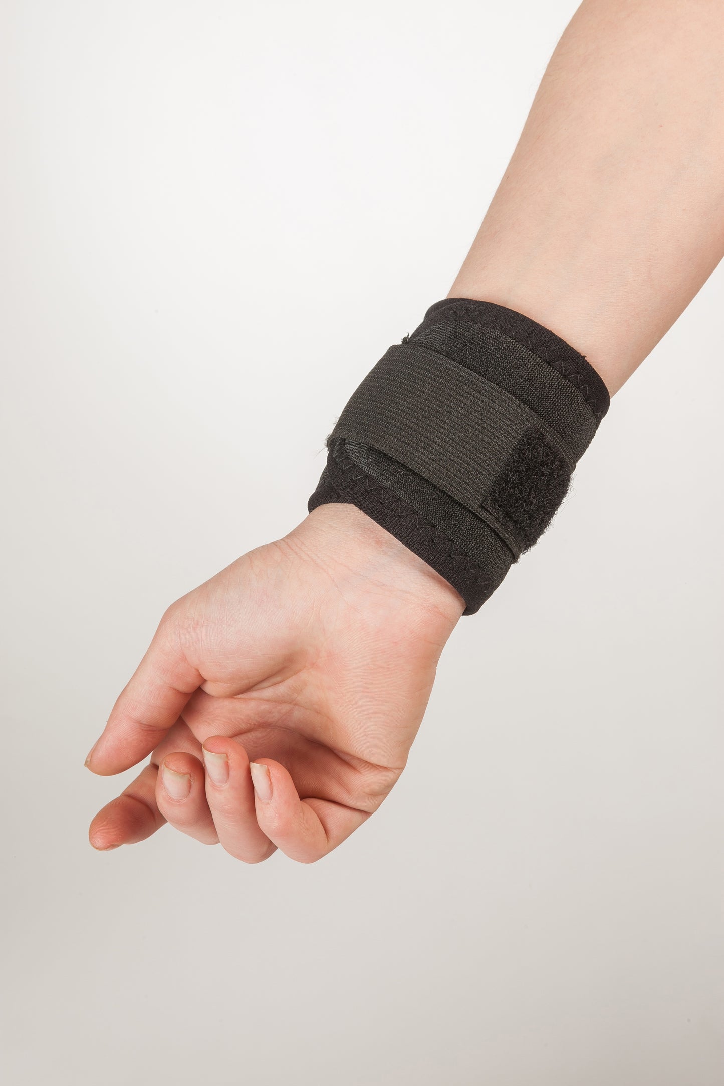 Handbandage schwarz mit Magnet - Turmalin B-01