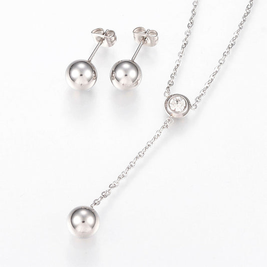 Anhänger mit Kette und Ohrstecker