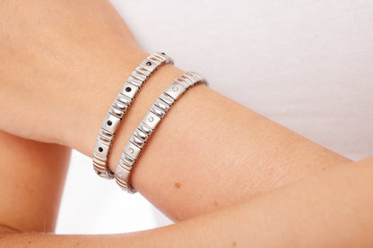 Magnetarmband Flexi weiße Steinen